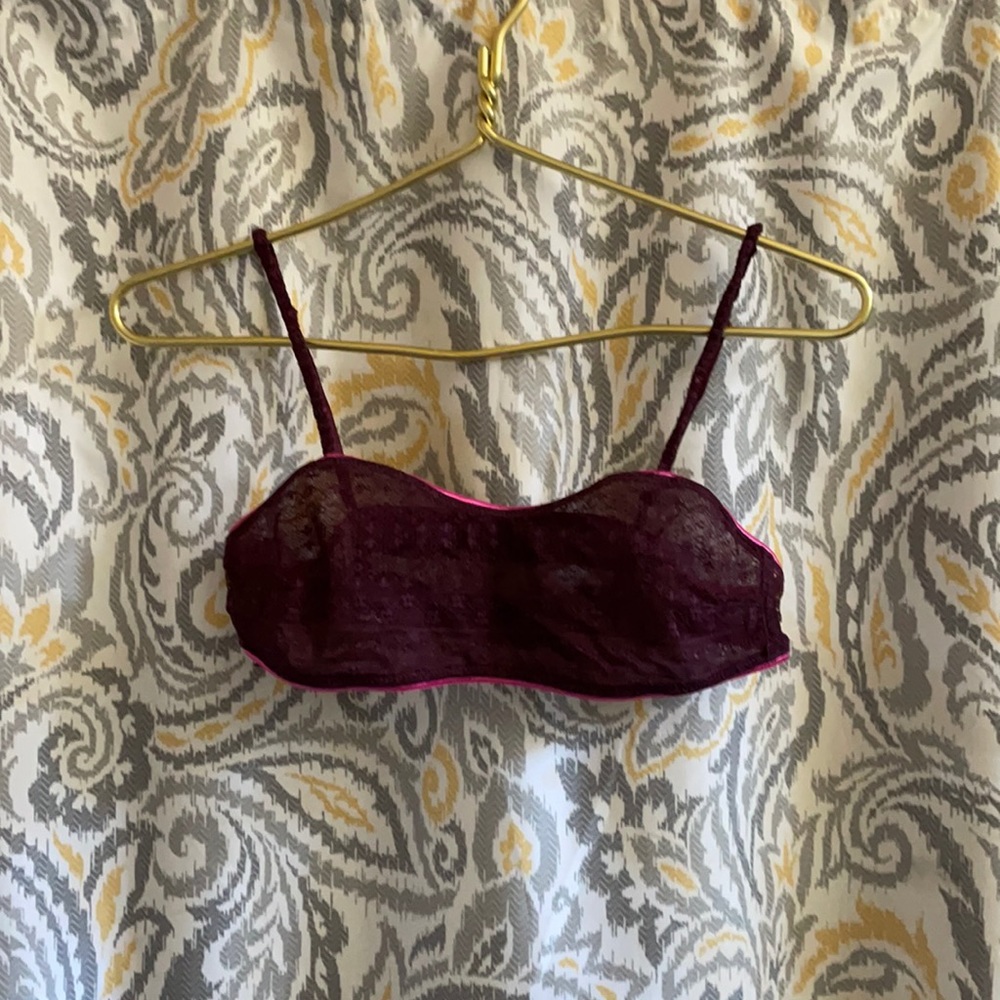 UO Out from under Bralette